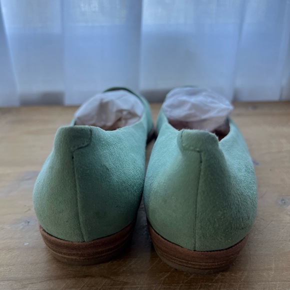 Etienne Aigner Cap Toe Suede Slip On Ballet Loafer in Green Suede Size 8.5 - Picture 3 of 10